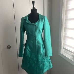 Ladies  ARMANI
COLLEZIONI Dress/Jack set in teal color size 4